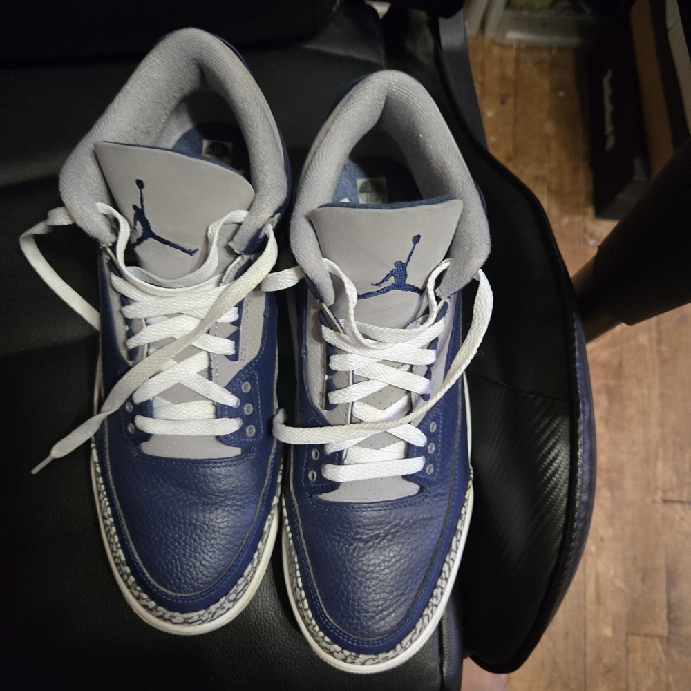 Jordan Men's Geogetown Sneakers